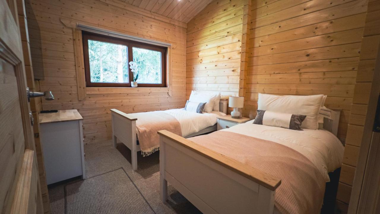 Sundance Lodge, Fantastic New Cabin With Hot Tub - Sleeps 6 - Largest In Felmoor Park Morpeth Εξωτερικό φωτογραφία